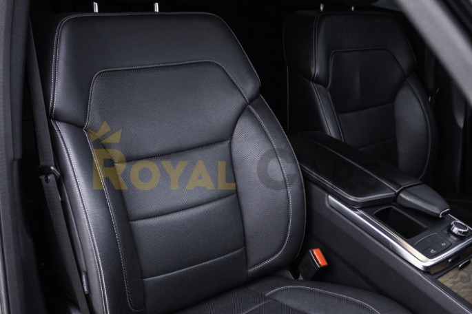 Mercedes-Benz ML 300 - фото 1