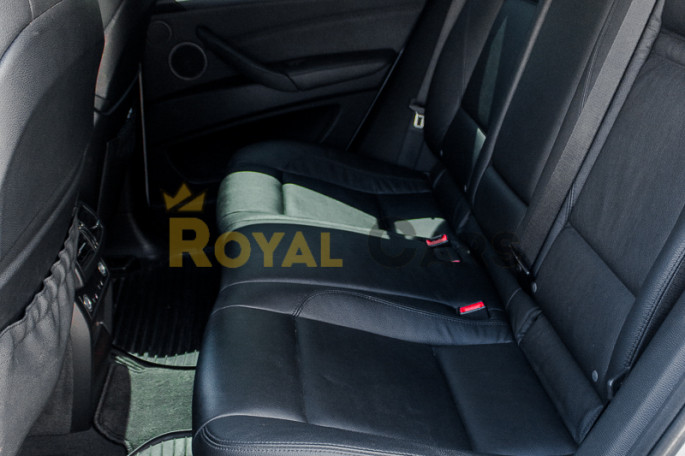 BMW X6 - фото 1