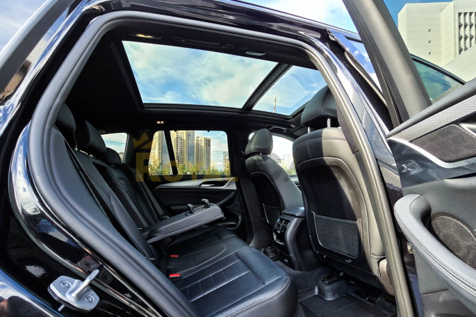 BMW X3 - фото 1