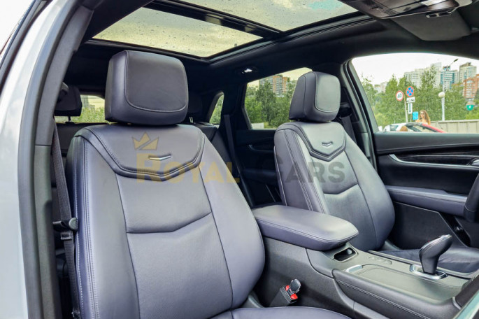 Cadillac XT5 - фото 1