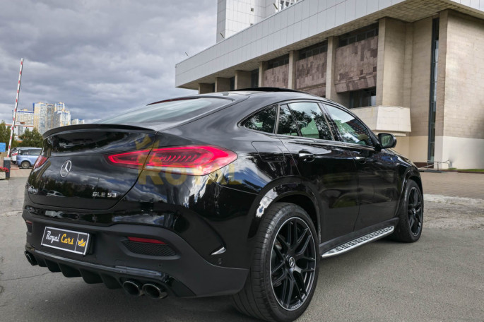Mercedes-Benz GLE AMG 53 - фото 1