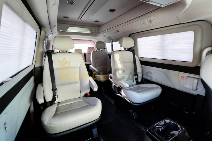 Hyundai Starex Urban (8 мест) - фото 1
