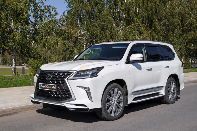 Lexus LX570 Luxury - фото 1