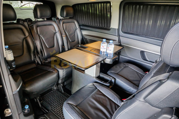 Mercedes-Benz V-class (6 мест) - фото 1