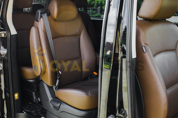Hyundai Grand Starex (8 мест) - фото 1