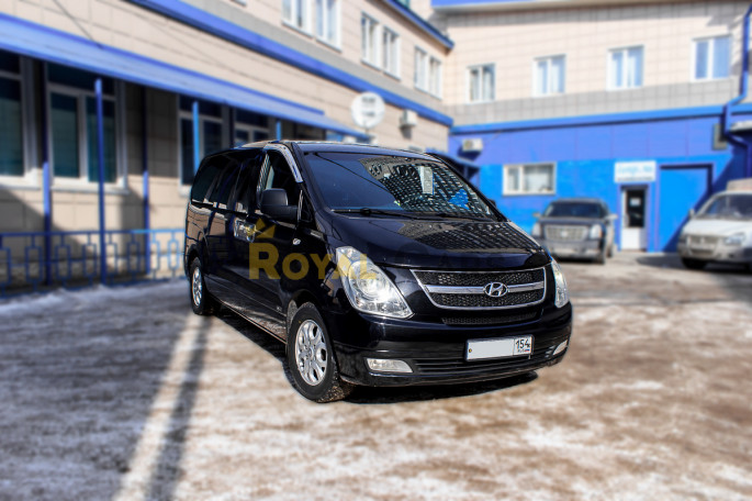 Hyundai Grand Starex (11 мест) - фото 1