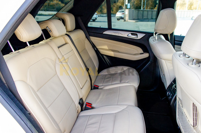 Mercedes-Benz ML-350 AMG - фото 1