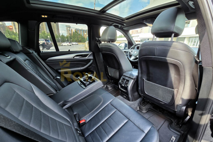 BMW X3 - фото 1