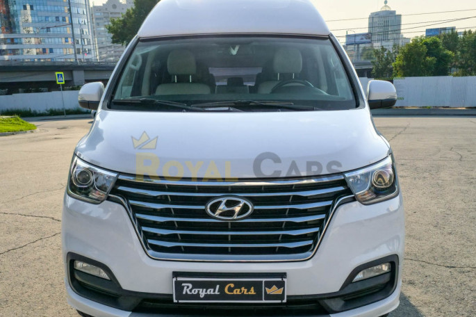 Hyundai Starex Urban (8 мест) - фото 1