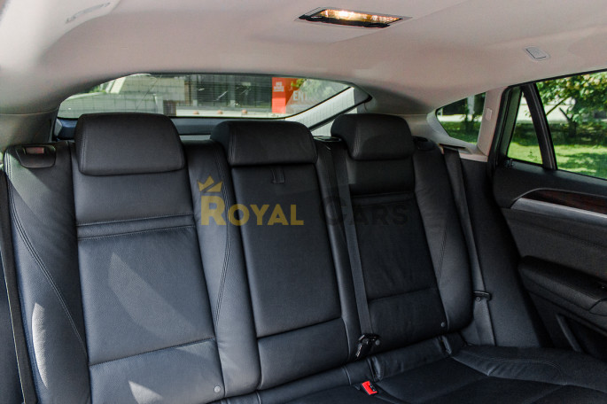 BMW X6 - фото 1
