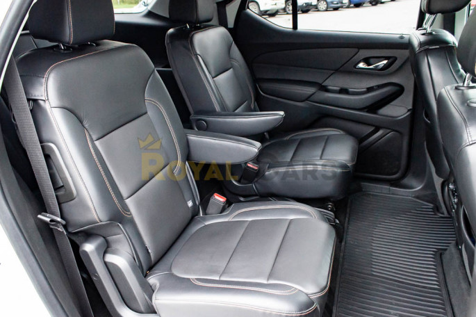 Chevrolet Traverse - фото 1