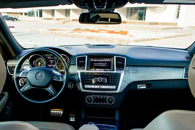 Mercedes-Benz ML-350 AMG - фото 1