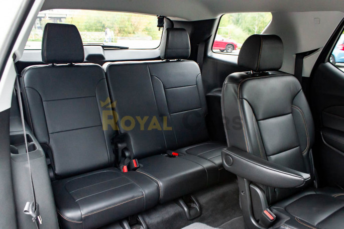 Chevrolet Traverse - фото 1