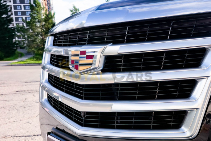 Cadillac Escalade - фото 1