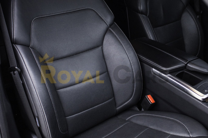 Mercedes-Benz ML 300 - фото 1