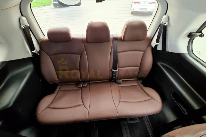 Hyundai Starex Urban (8 мест) - фото 1