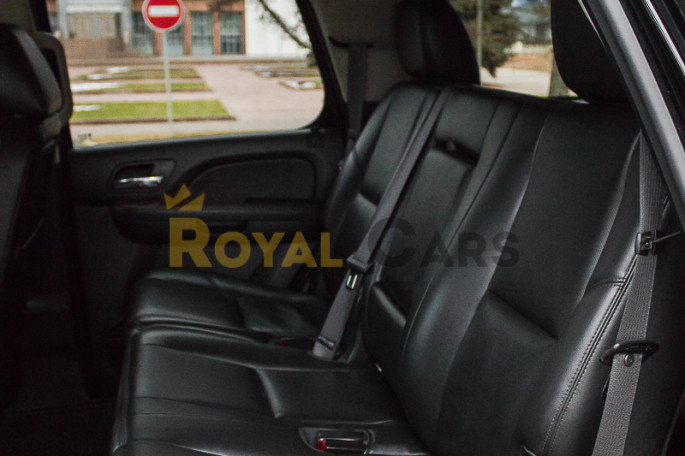 Chevrolet Tahoe - фото 1