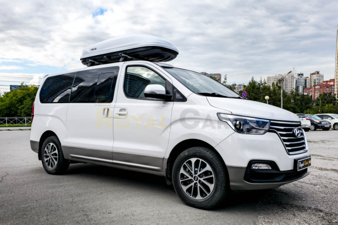 Hyundai Starex Urban (8 мест) - фото 1