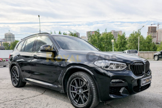 BMW X3 - фото 1