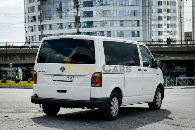 Volkswagen Caravelle (7 мест) - фото 1