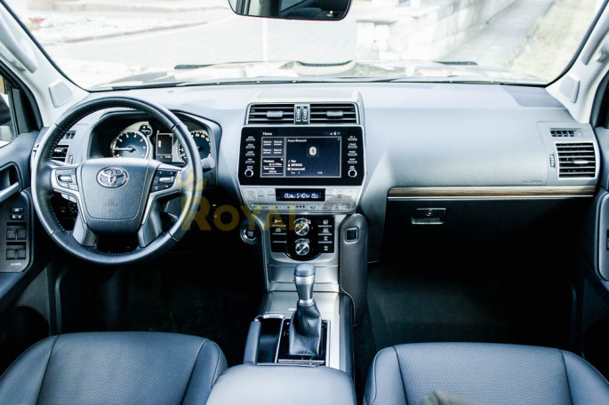 Toyota Land Cruiser Prado - фото 1