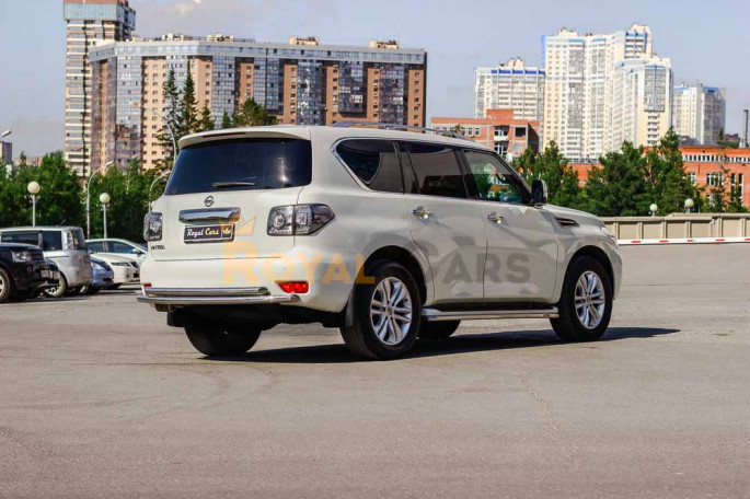 Nissan Patrol - фото 1