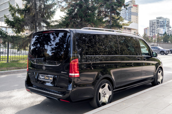 Mercedes-Benz V-class (6 мест) - фото 1