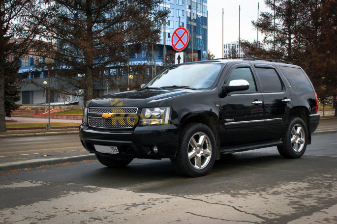 Chevrolet Tahoe - фото 1