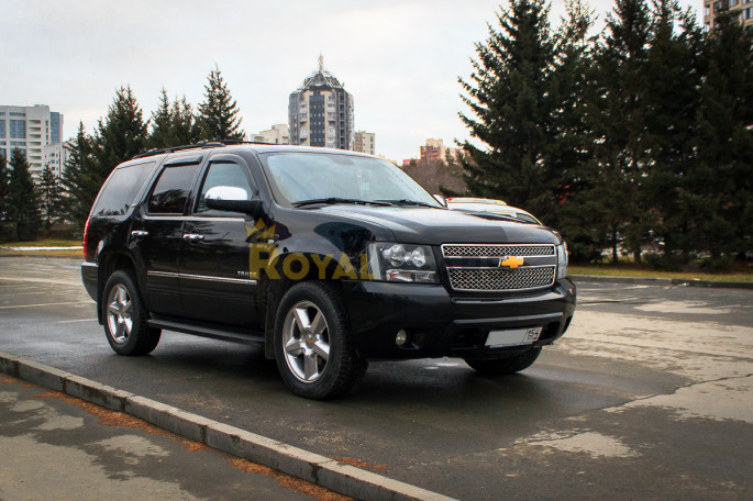 Chevrolet Tahoe - фото 1