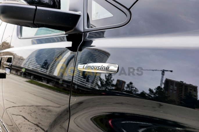 Hyundai Starex Urban (8 мест) - фото 1