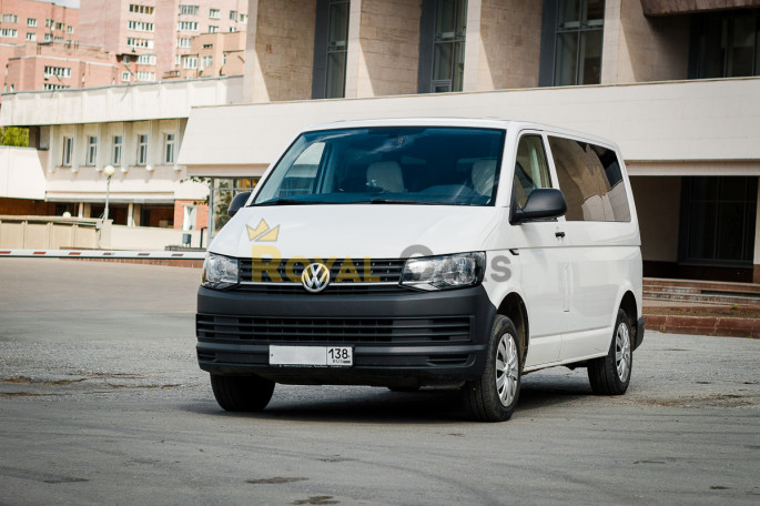 Volkswagen Caravelle (7 мест) - фото 1