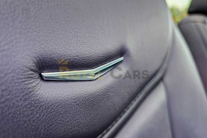 Cadillac XT5 - фото 1