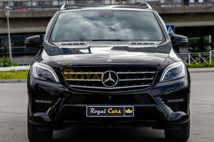Mercedes-Benz ML-300 AMG Black - фото 1